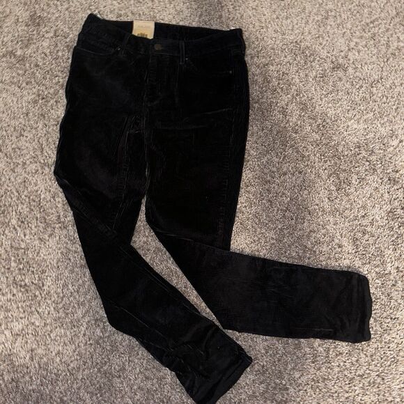 NWT WOMEN'S LEVI STAUSS BOYFRIEND BLACK CORDUROY PANTS SIZE 31x30 - Picture 1 of 7